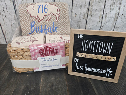 Buffalo NY Gift Basket with Beige Throw Blanket & 3 towels | Buffalo Signature Collection